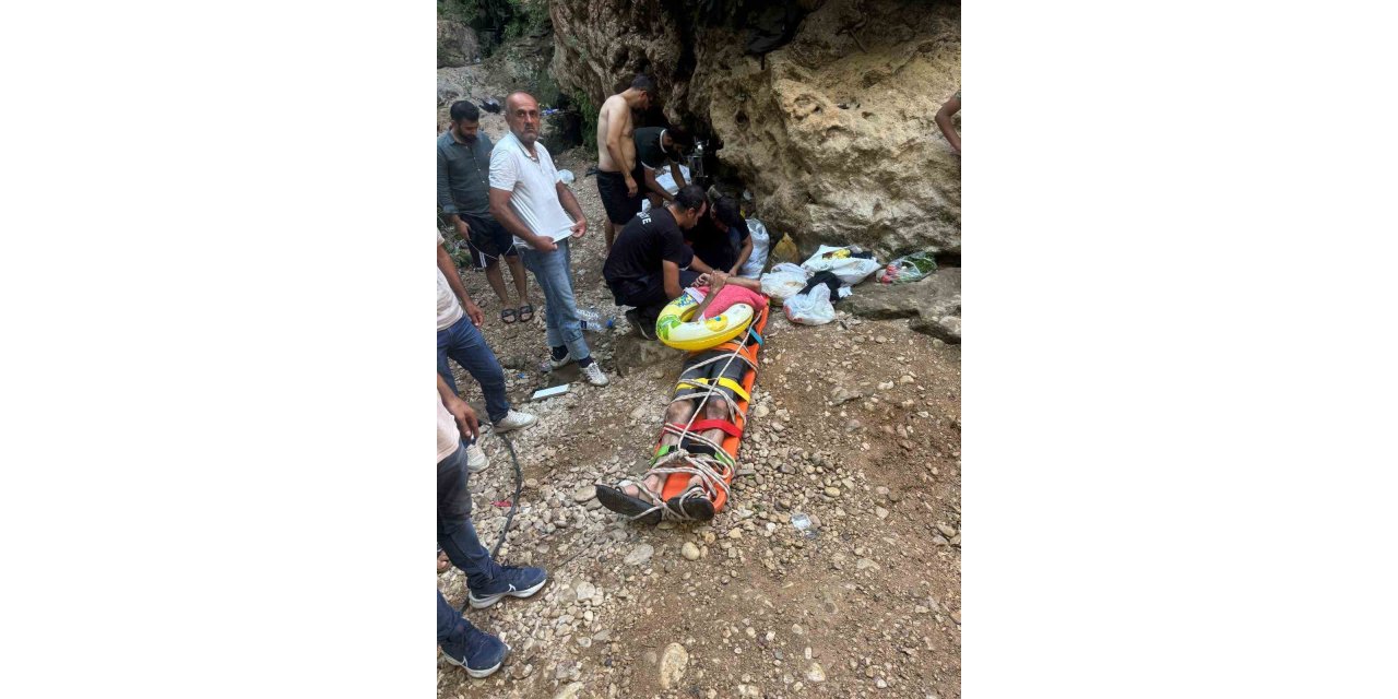 Mardin’de kayalıklardan düşen bir kişi yaralandı