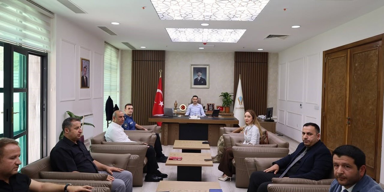 Uludere’de kamu hizmetleri görüşüldü