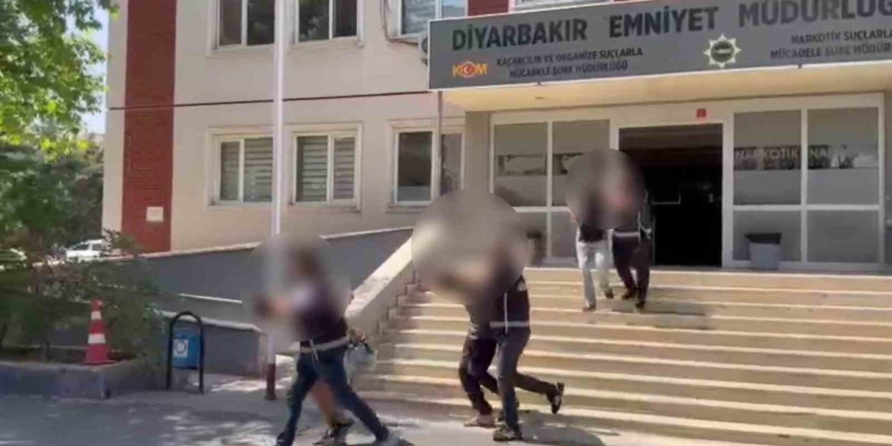 Diyarbakır’da el bombası ile yakalanan 4 kişi tutuklandı