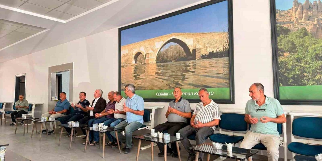 Başkan Karamehmetoğlu'ndan taziye ziyareti