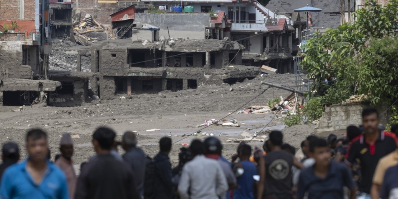 Nepal’deki sel felaketinde hayatını kaybedenlerin sayısı 626’ya yükseldi