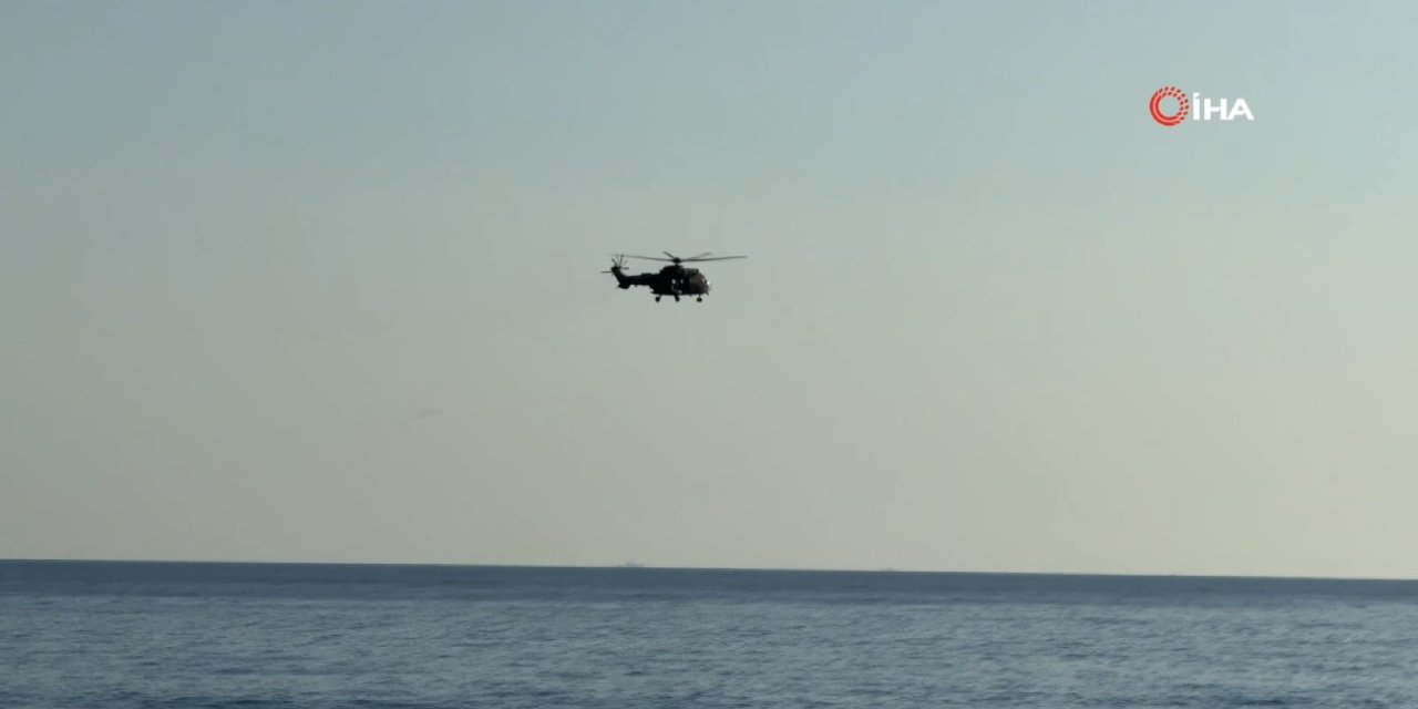 Girne’de feribot faciasında 2’nci gün: Kayıp 18 kişiyi arama çalışmaları havadan destekli başladı