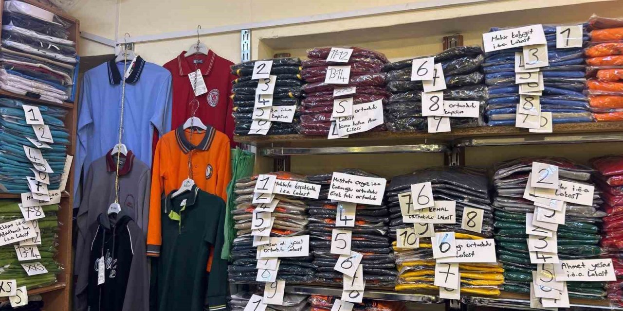 Van’da velilerin okul kıyafeti telaşı