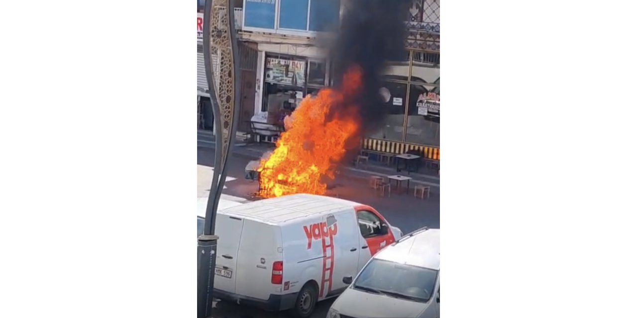 Diyarbakır’da hareket halindeki motosiklet alev aldı