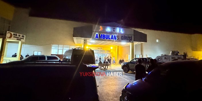 Yüksekova’da silahlı ve bıçaklı kavga: 3 yaralı