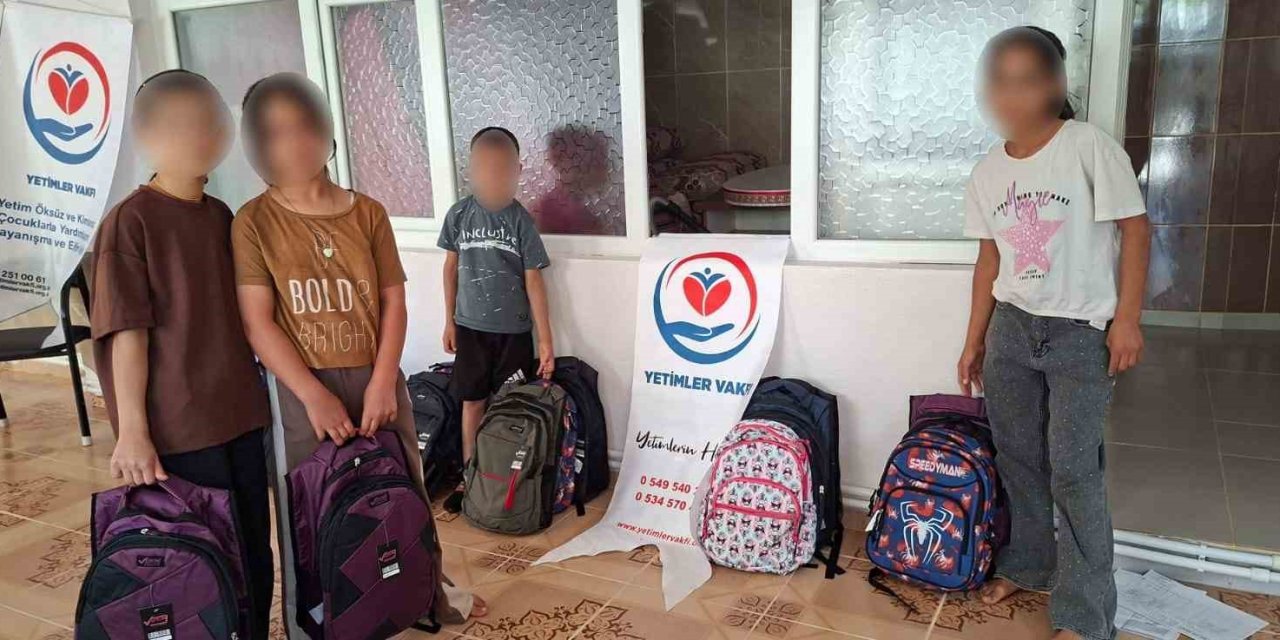 Çermik’te 43 yetim öğrenciye kırtasiye yardımı