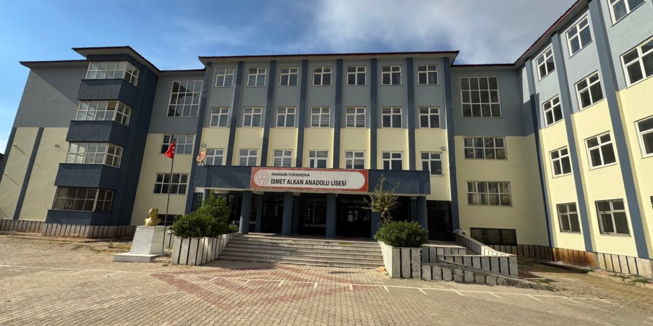 Yüksekova’da okullar yeni eğitim öğretim yılına hazır