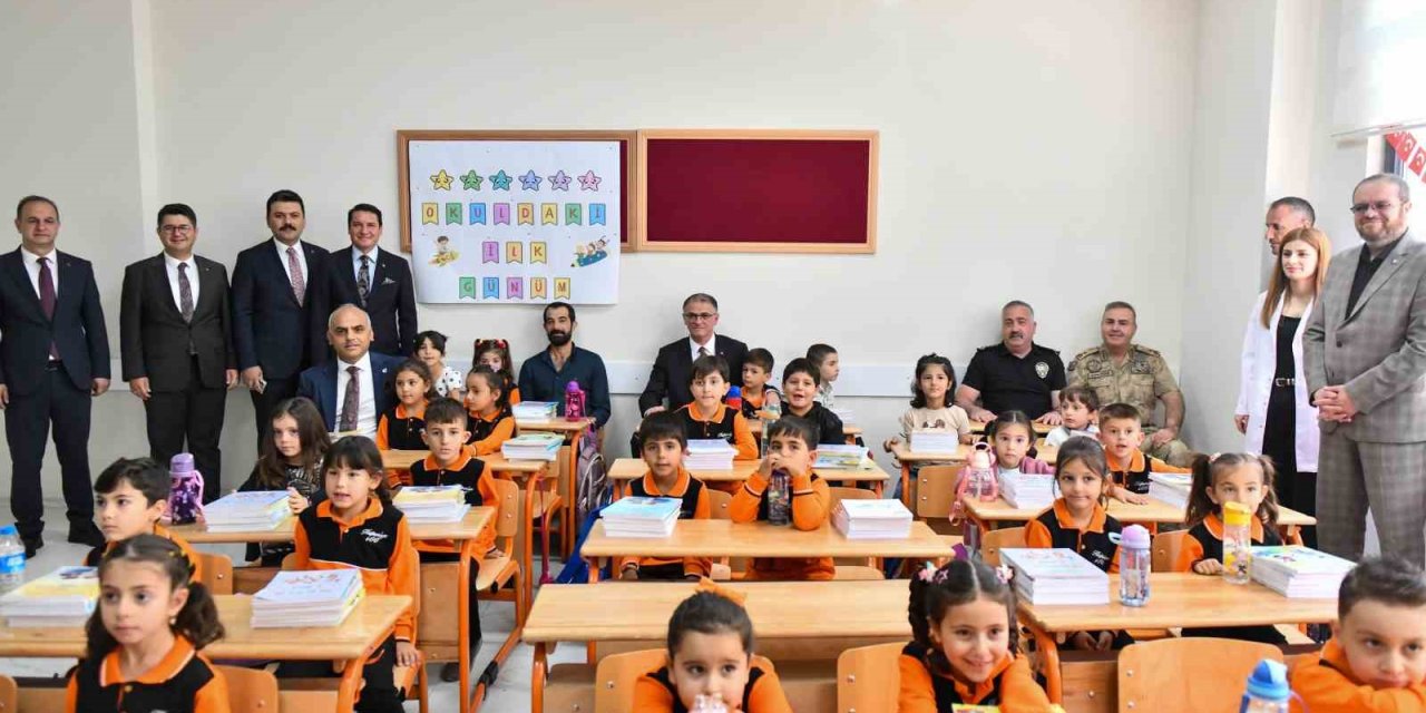 Van’da 274 bin 685 öğrenci ders başı yaptı