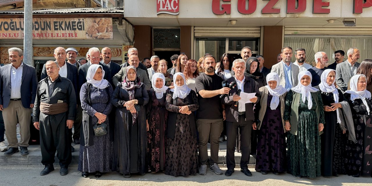 Yüksekova’da DEM Parti ve DBP’den Suriye’deki gelişmelere ilişkin açıklama