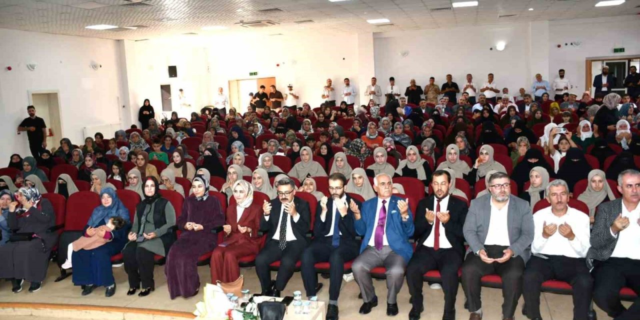 Adilcevaz’da ‘Hafızlık İcazet Merasimi’ gerçekleştirildi