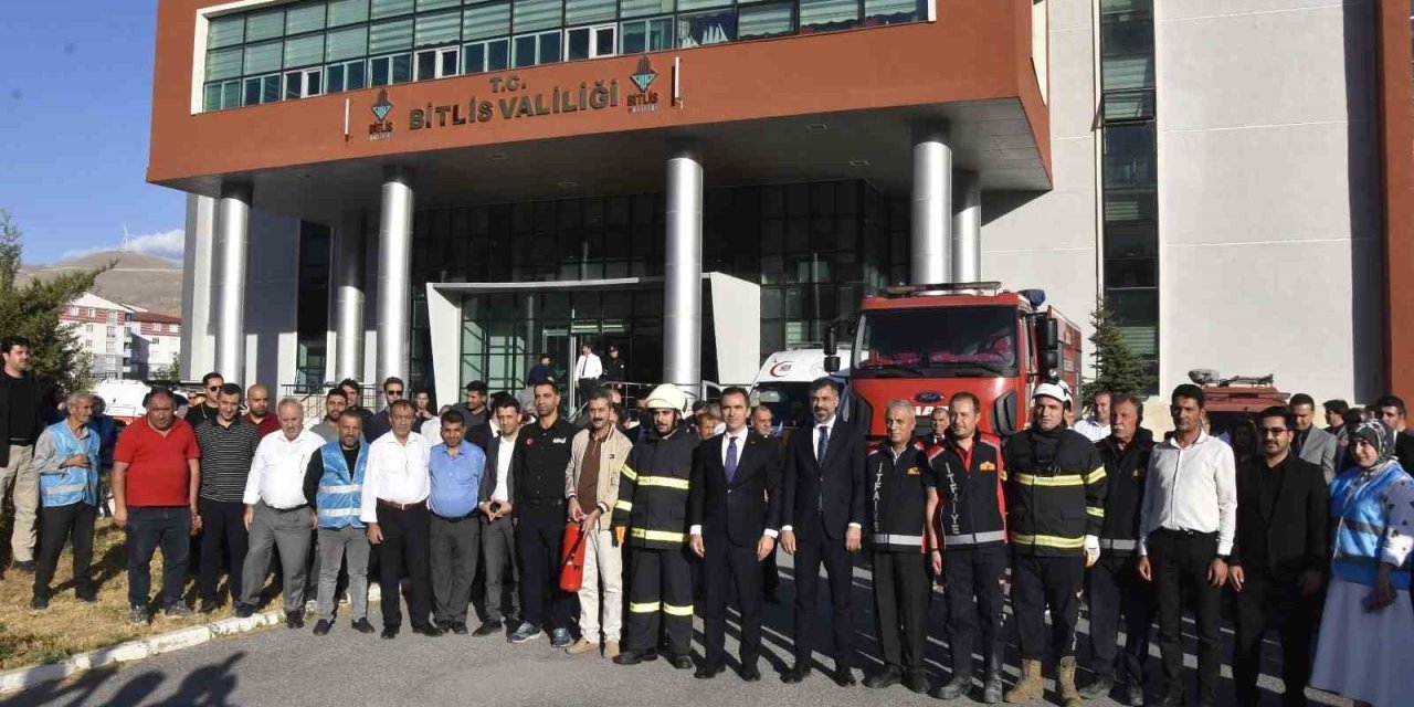Bitlis Valiliğinde yangın tatbikatı