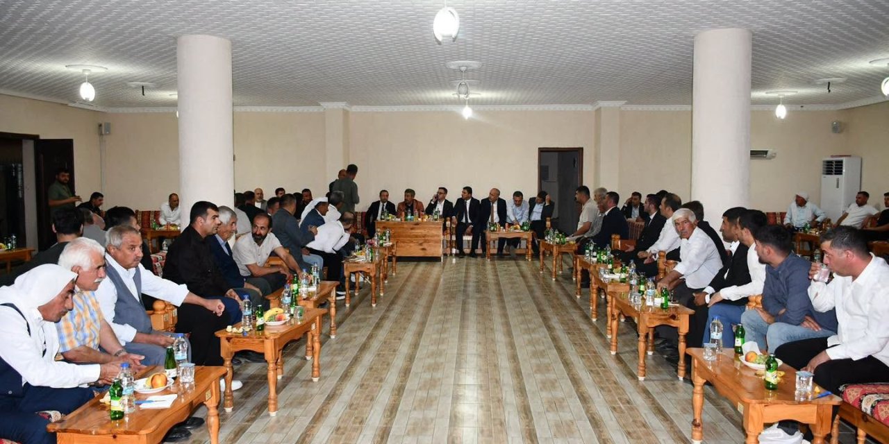 Milletvekili Tatar, Cizre’de vatandaşlarla bir araya geldi