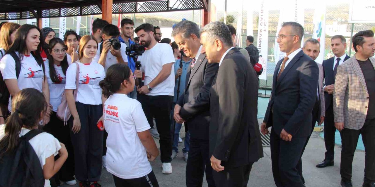 Şırnak’ta 6 ülkeden 73 raket Cudi Cup için bir araya geliyor