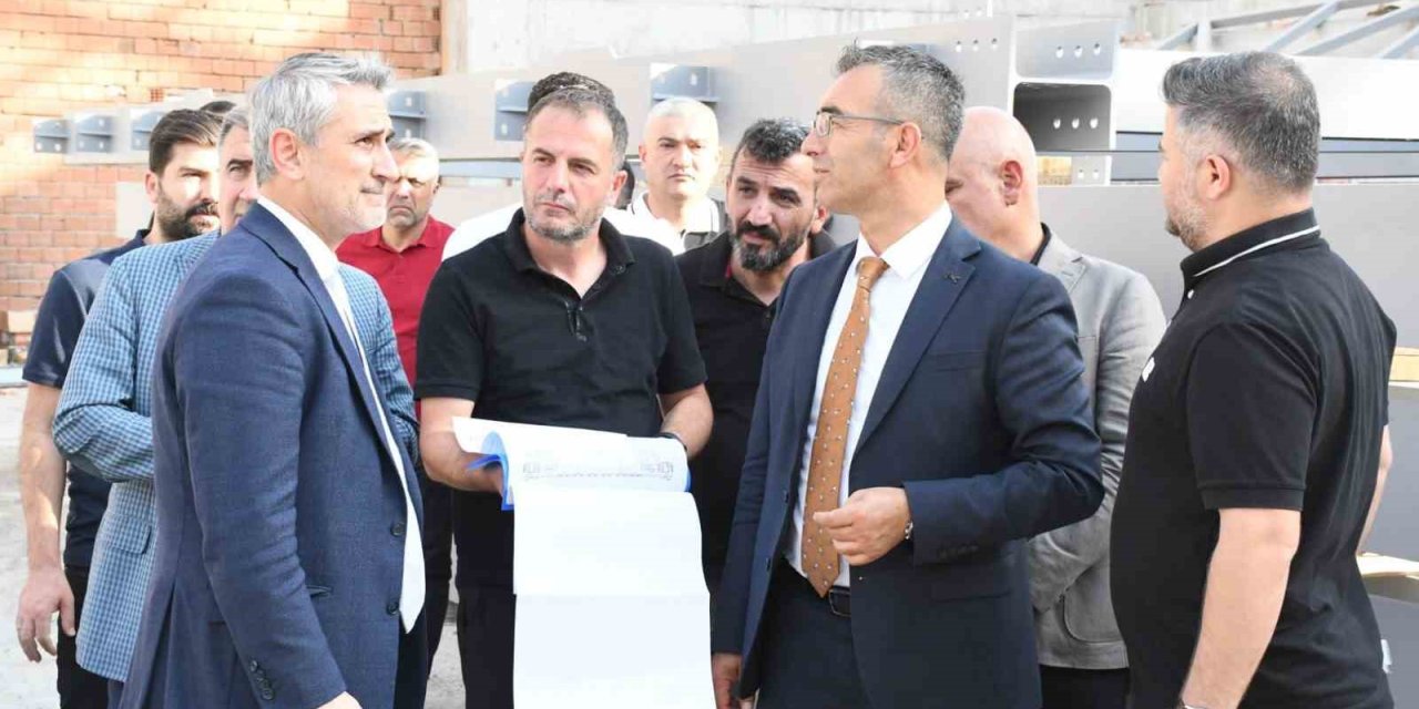 Şırnak’ta dev spor ve gençlik yatırımları incelendi