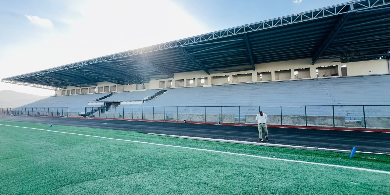 6 bin kişilik stadyum ve 1500 kişilik spor salonunda çalışmalar sürüyor