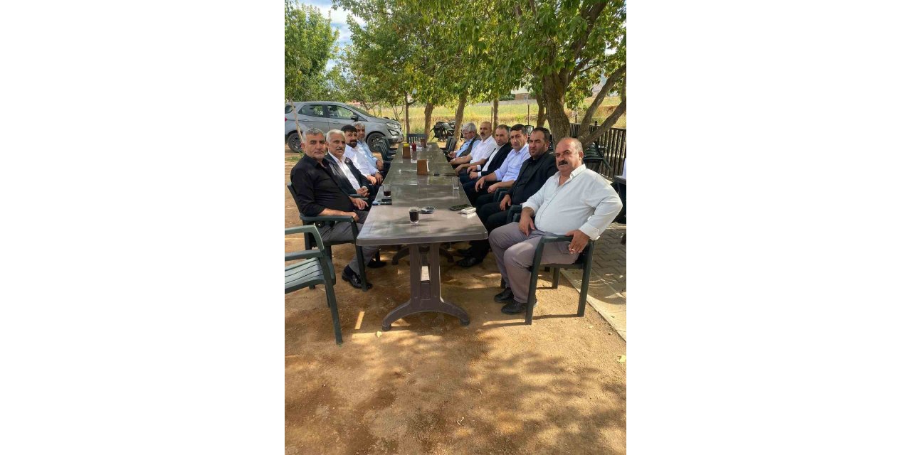 Bitlis'te muhtarlar tek çatı altında toplandı