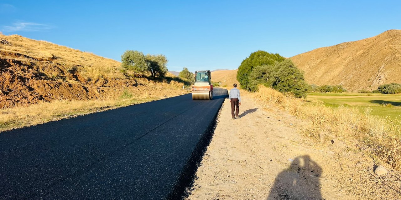 Dilimli Mahallesi’nde 60 yıldır beklenen yol asfaltlandı