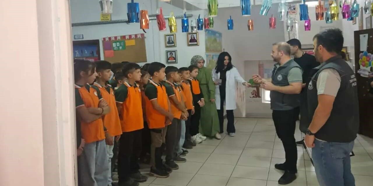 Şırnak’ta öğrencilere kuduz bilgilendirmesi yapıldı