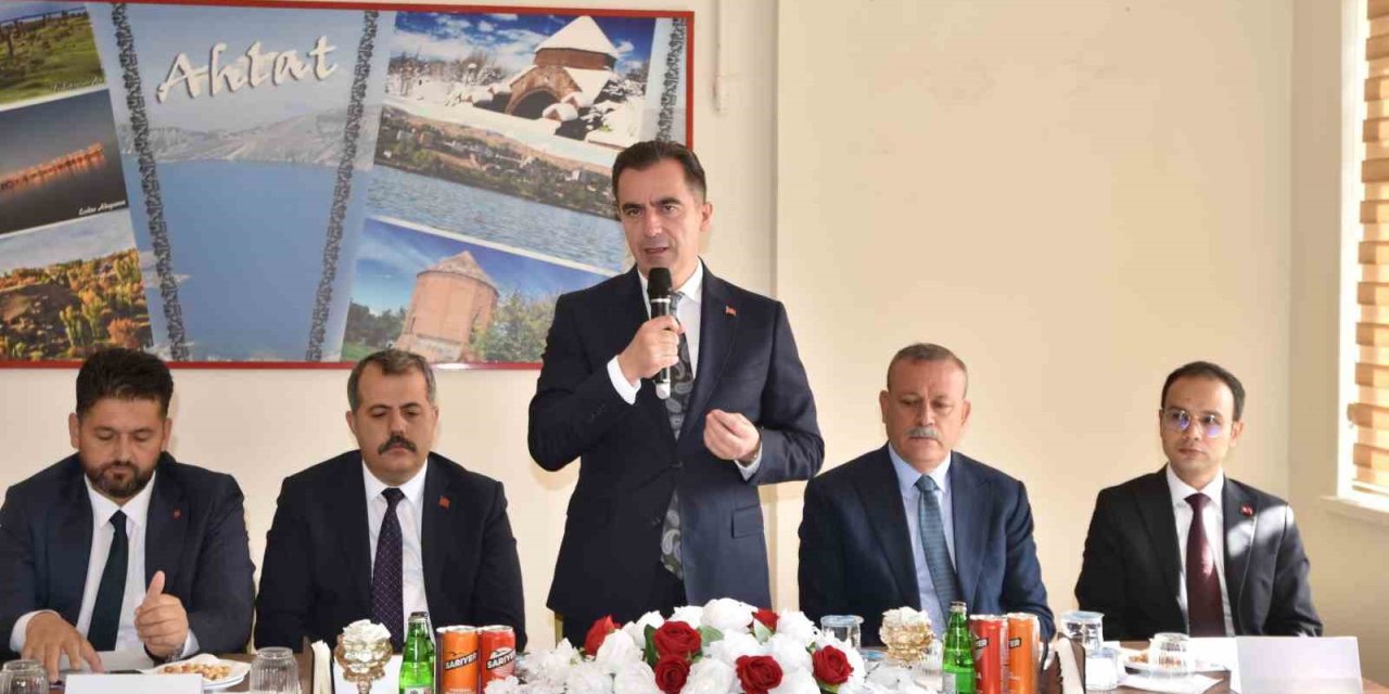 Bitlis’te "Geleneksel Ahlat Taş İşçiliği Çalıştayı" yapıldı