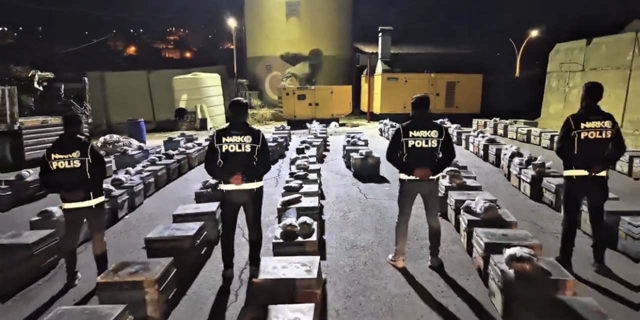 Yüksekova’da arı kovanlarına gizlenmiş 91,1 kilo uyuşturucu ele geçirildi