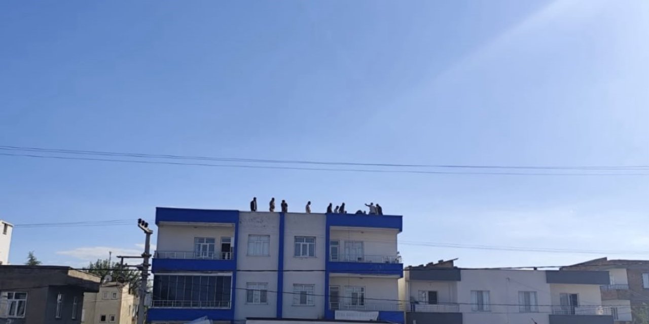 Diyarbakır’da usta hayatını kaybetti, 2 çırağı ağır yaralandı