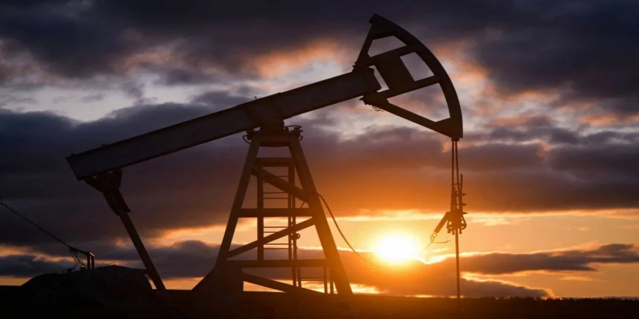Petrol fiyatları geriledi, Brent 100 doların altına indi