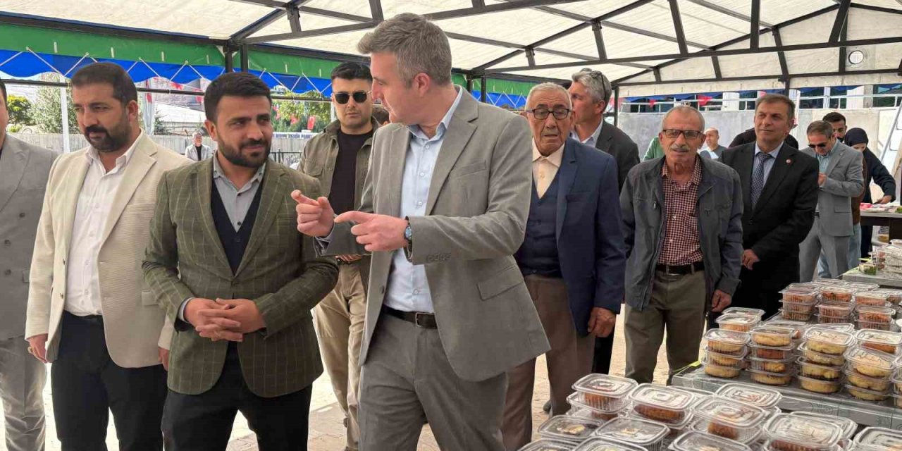 Van’da hayır çadırı kuruldu