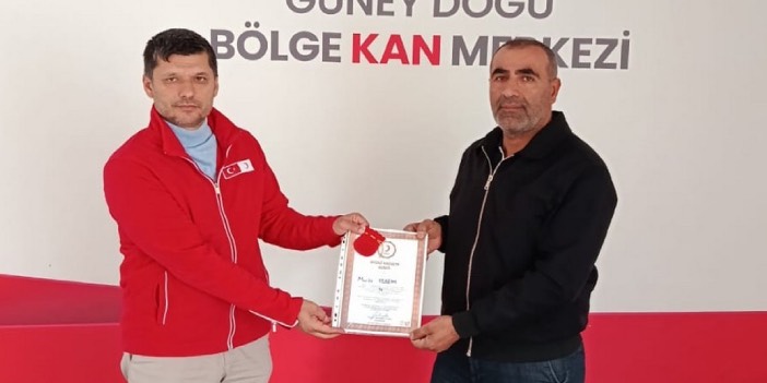 Kızılay'dan Hakkarili İrdem'e bronz madalya