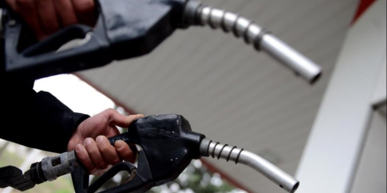 Benzine 4 lira 30 kuruş indirim geldi