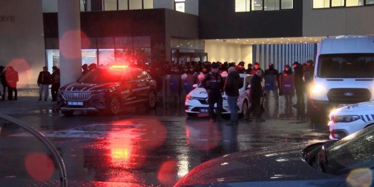Bakırköy Belediyesine operasyon: 58 gözaltı