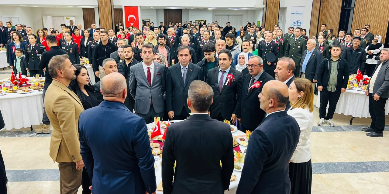 Hakkâri’de Cumhuriyet’in 103’üncü yılı resepsiyonla kutlandı