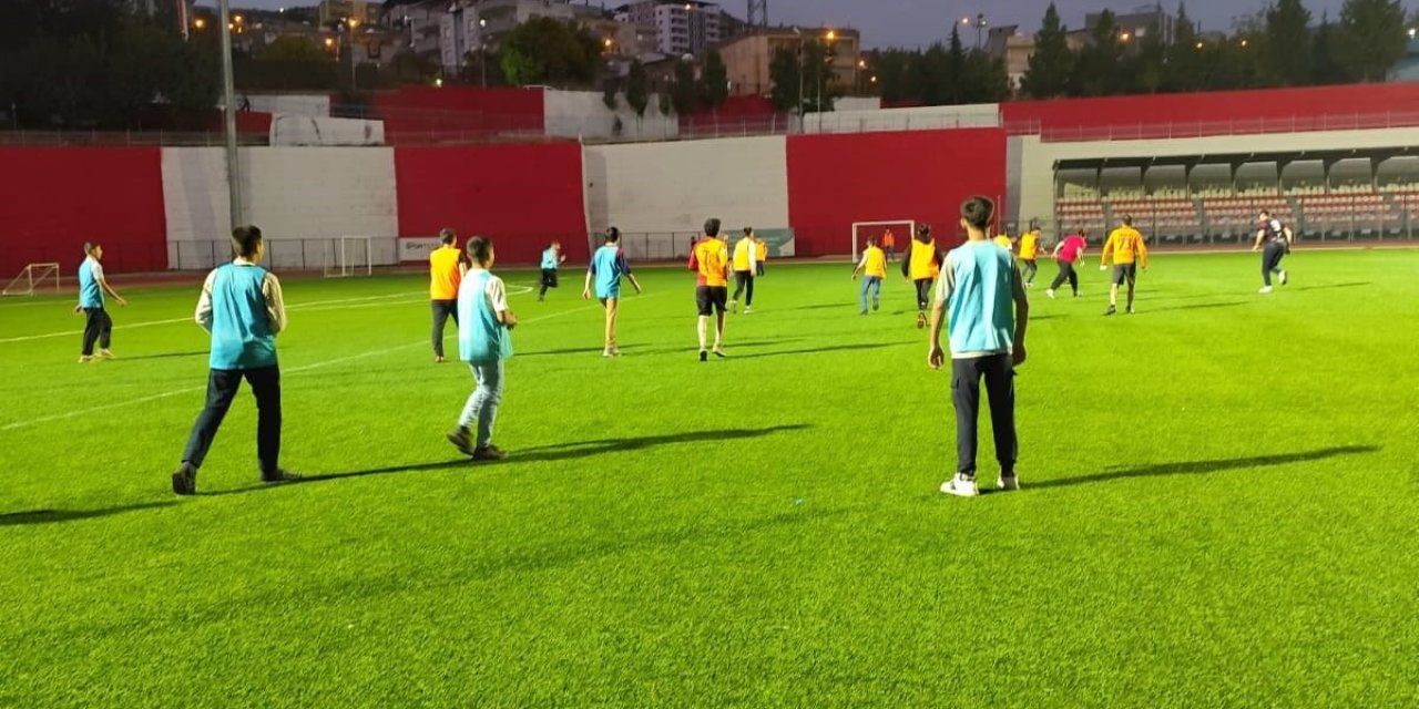 Şırnak’ta çocuklara futbol etkinliği