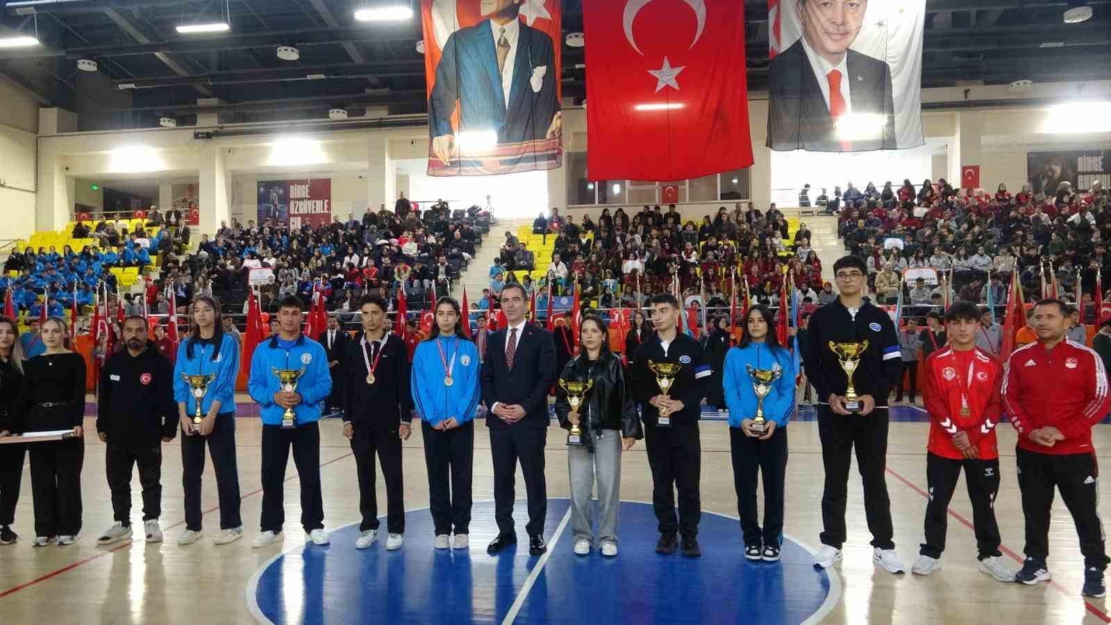 Bitlis’te Cumhuriyet Bayramı kutlaması