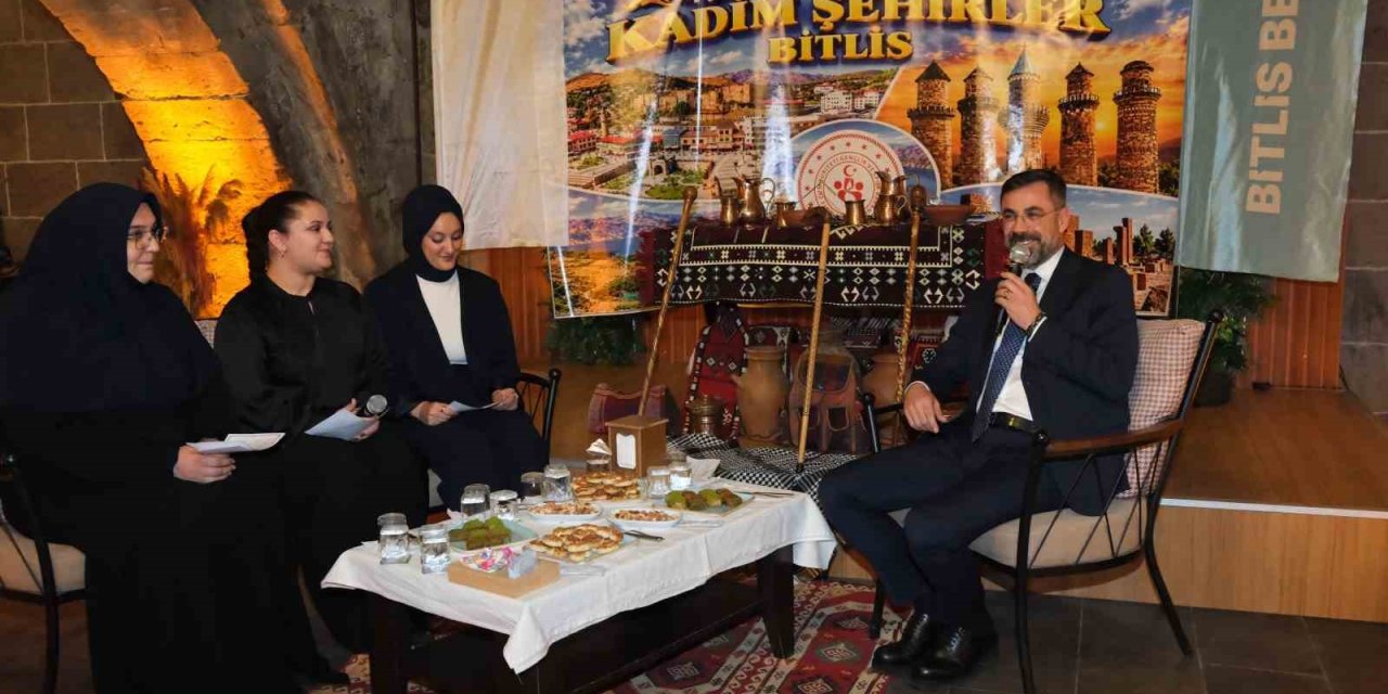 Bitlis’te "Gençlik, Kültür ve Kardeşlik Buluşması" yapıldı
