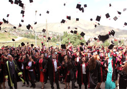 Hakkari Meslek Yüksek Okulu'nda mezuniyet töreni 2012
