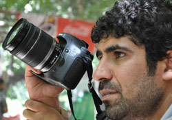 DİHA muhabiri Kayar gözaltına alındı