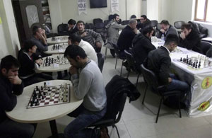 Hakkari'de KESK'ten satranç turnuvası