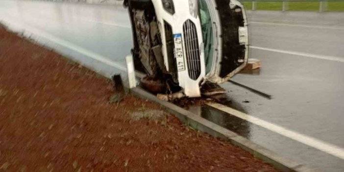 Van’da kontrolden çıkan otomobil takla attı: 1 kişi yaralandı
