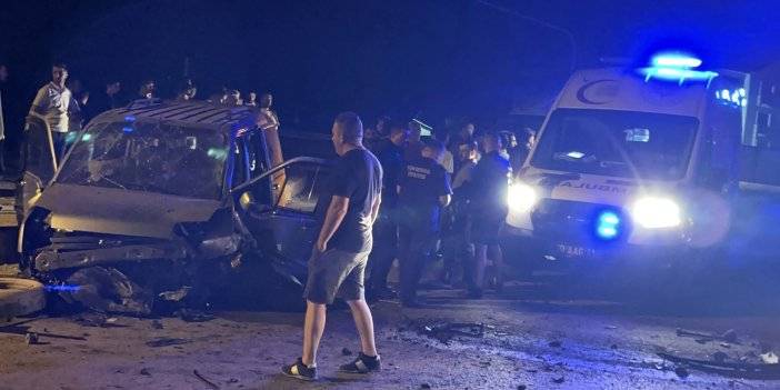 Yüksekova Çevre Yolu’nda kaza: 2’si ağır 3 yaralı