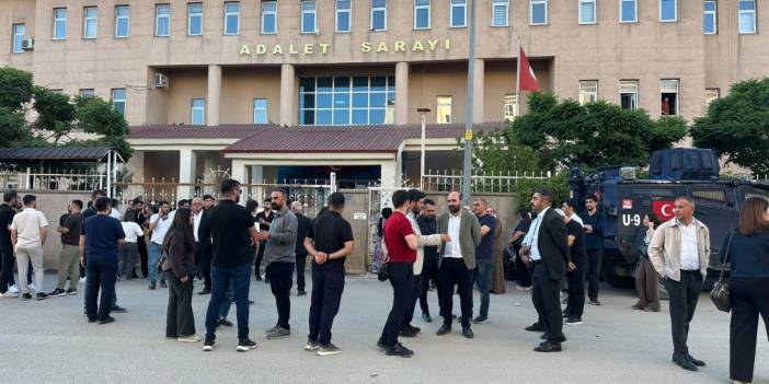 Yüksekova'da sosyal medya paylaşımı nedeniyle 2 kişi tutuklandı