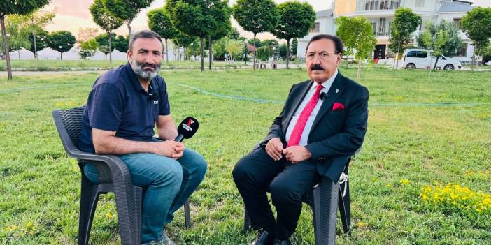 Esat Canan: "Yüksekova'nın gençleri cebinde bıçak değil, kalem taşımalı”