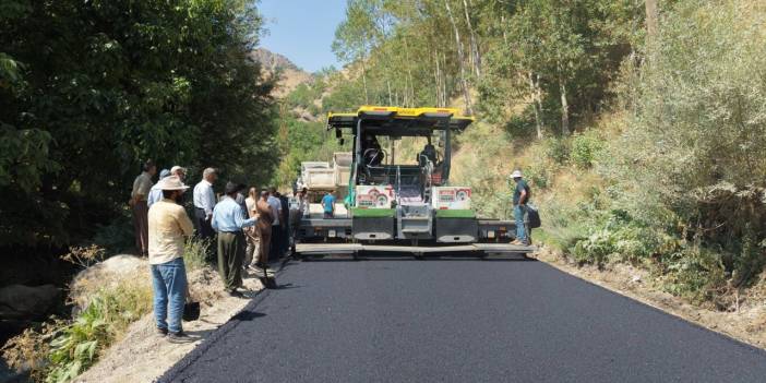 Şemdinli’de 70 yıllık yol çilesi bitiyor