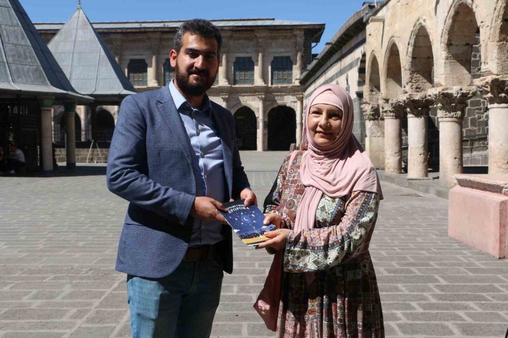 Tur rehberi olarak geldiği Diyarbakır’da Müslüman oldu