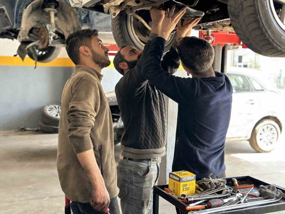 Oto bakım uzmanında bayram tatili içi uzun yola çıkacaklara uyarı