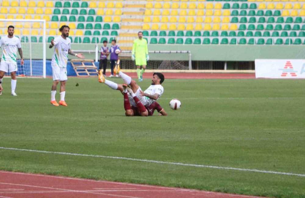 Şanlıurfaspor ile Bandırmaspor arasındaki maç berabere sonuçlandı