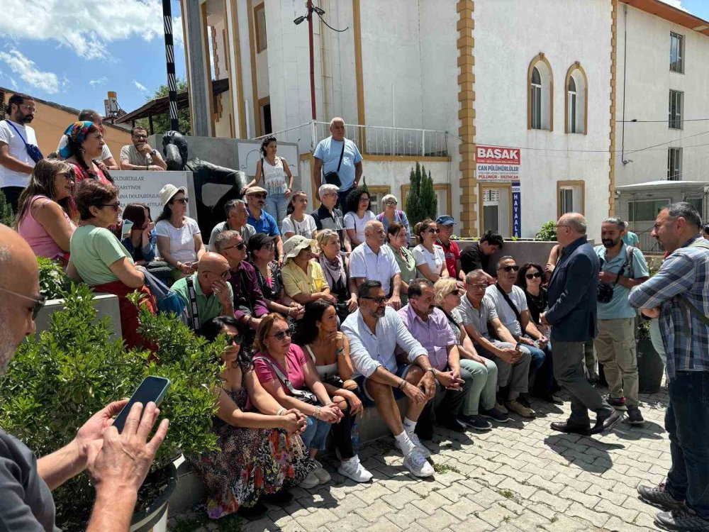 Yurtdışından gelen 50 kişilik grup Dersimde bahar gezisi gerçekleştirdi
