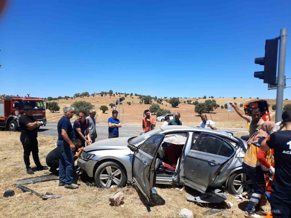 Mardin’de trafik kazası: 1’i ağır, 5 kişi yaralandı