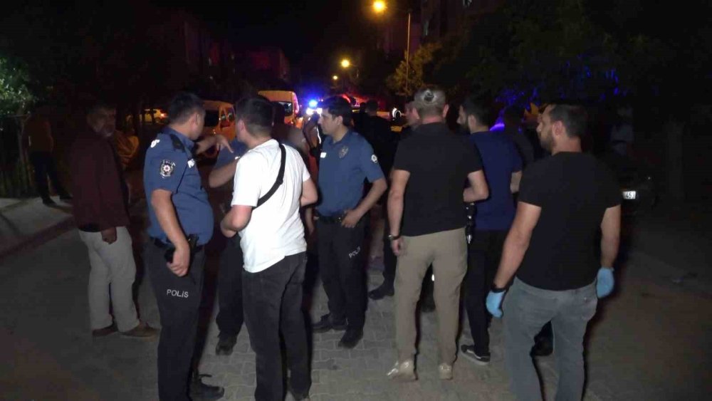 Adıyaman'da komşular arasında bıçaklı, silahlı kavga: 4 yaralı