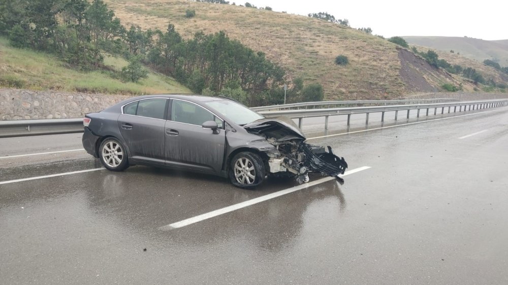 Erzurum’da zincirleme trafik kazası: 10 kişi yaralandı