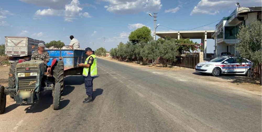 Gaziantep'te jandarmadan 112 sürücüye 209 bin lira trafik cezası